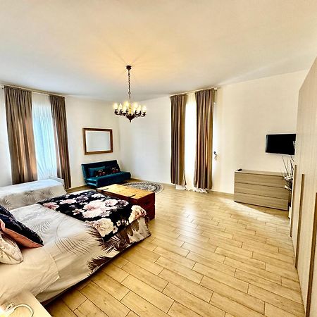 Appartamento La Casa Di Sarah Aspetta Voi Napoli Esterno foto