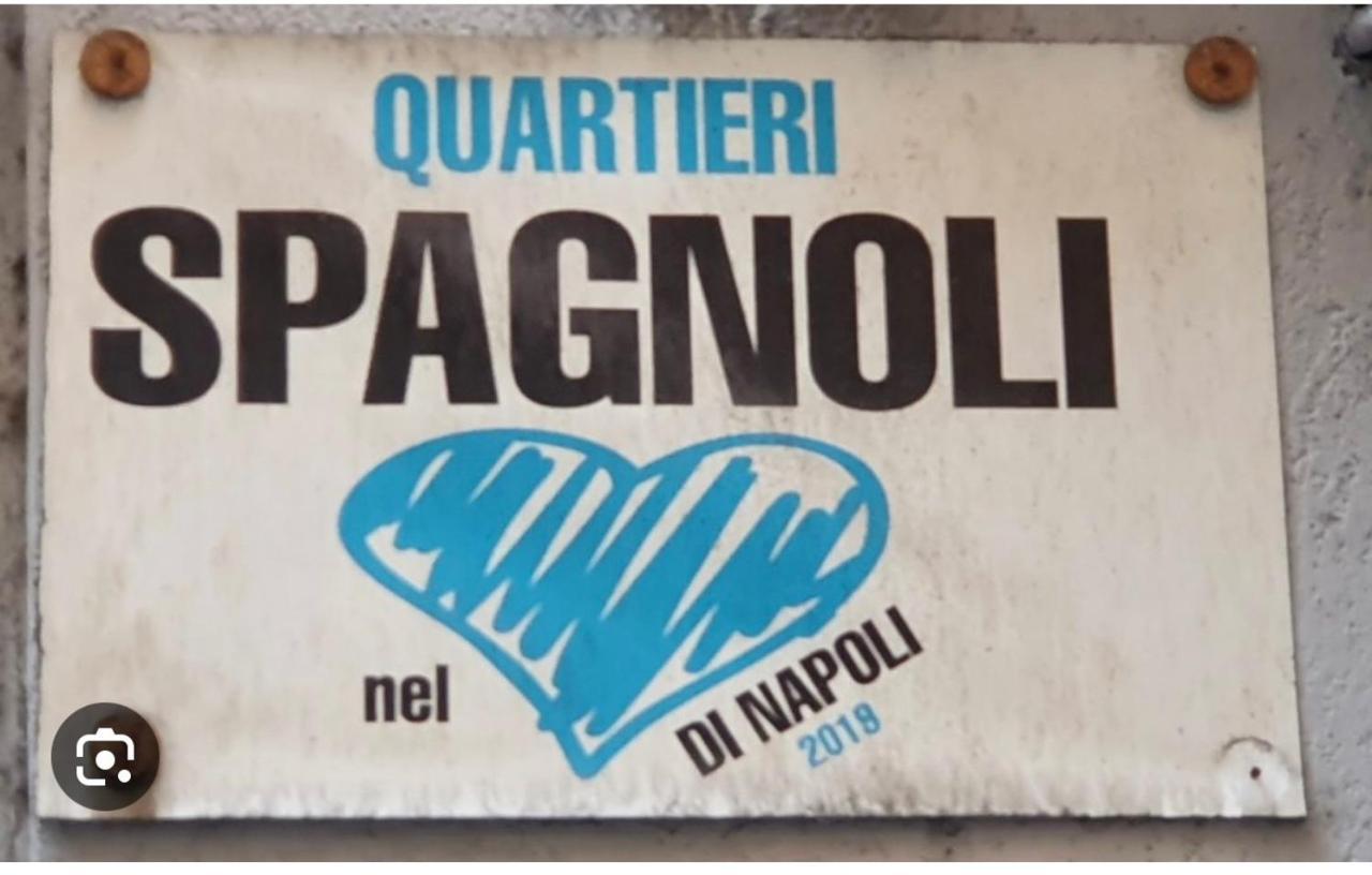 Appartamento La Casa Di Sarah Aspetta Voi Napoli Esterno foto