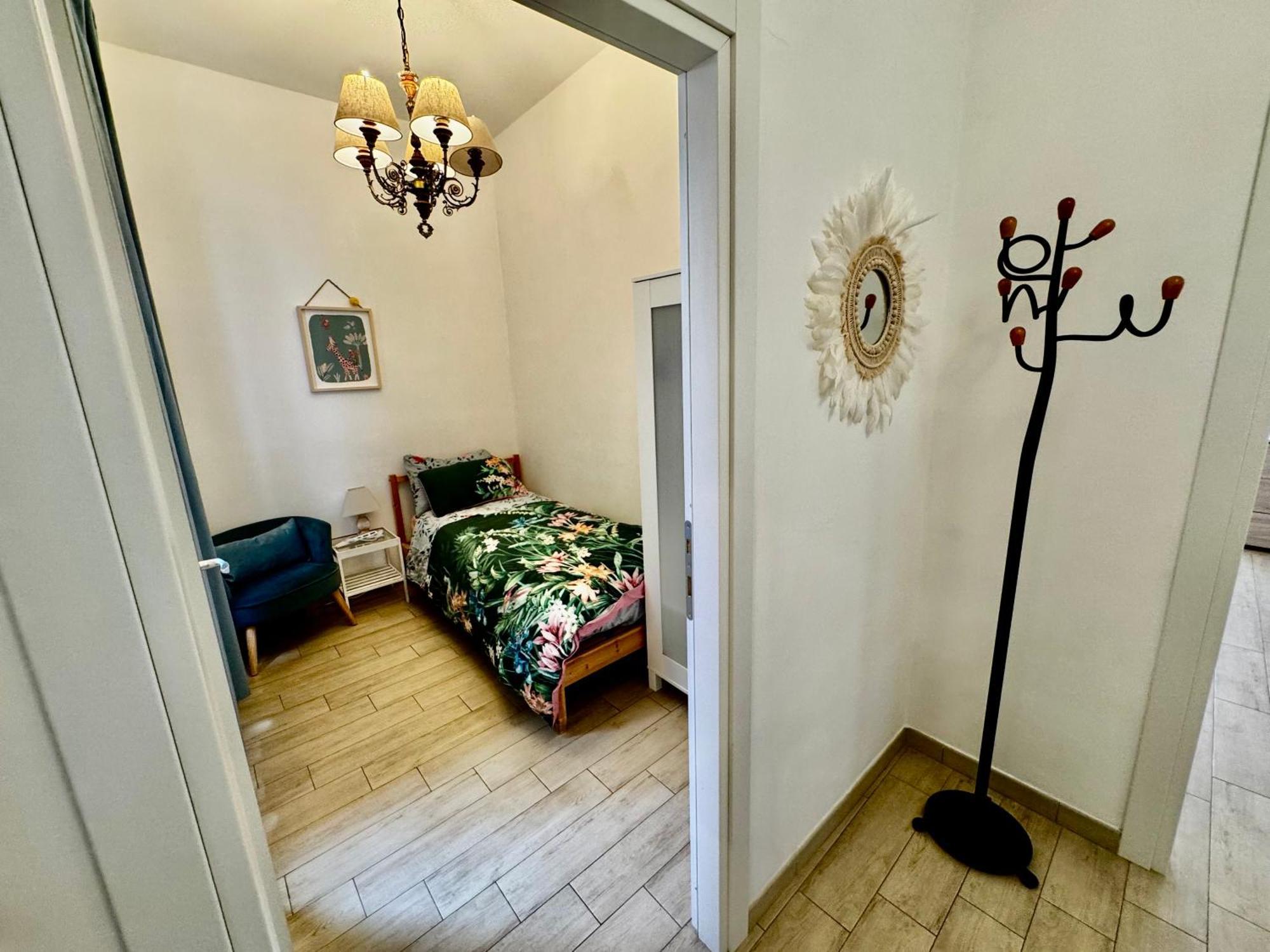 Appartamento La Casa Di Sarah Aspetta Voi Napoli Esterno foto