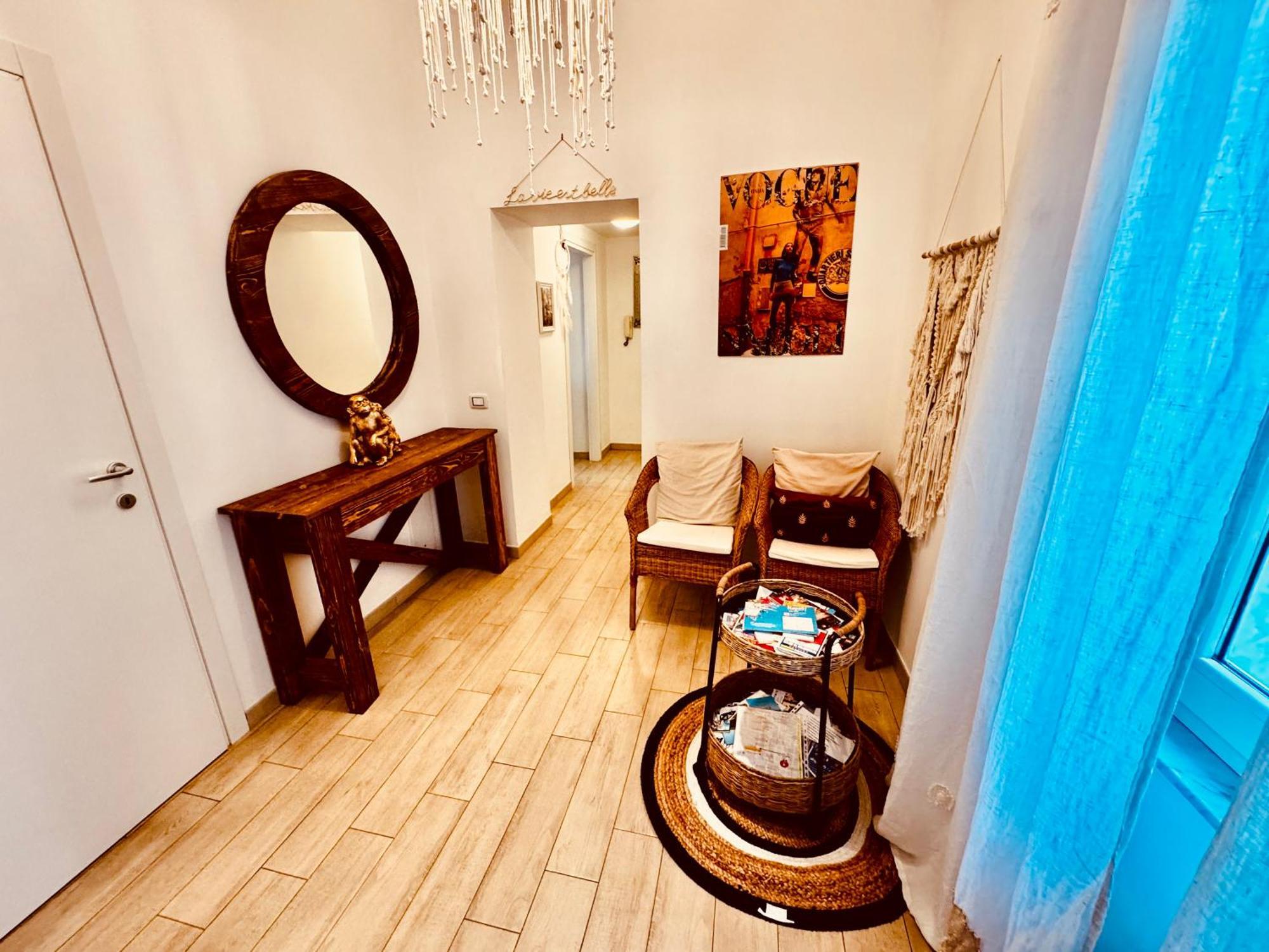 Appartamento La Casa Di Sarah Aspetta Voi Napoli Esterno foto